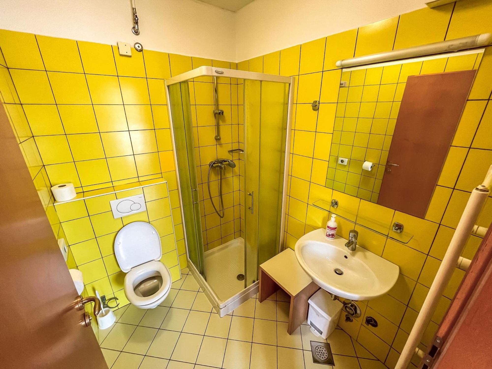 Hostel Sveta Ana كوبر المظهر الخارجي الصورة
