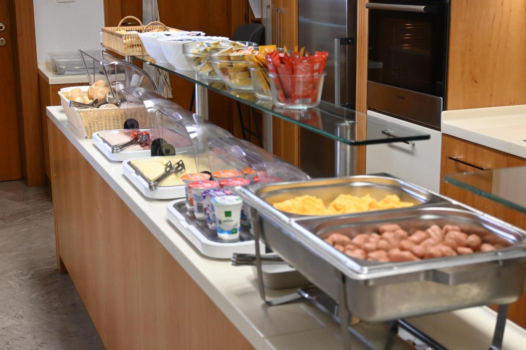Hostel Sveta Ana كوبر المظهر الخارجي الصورة