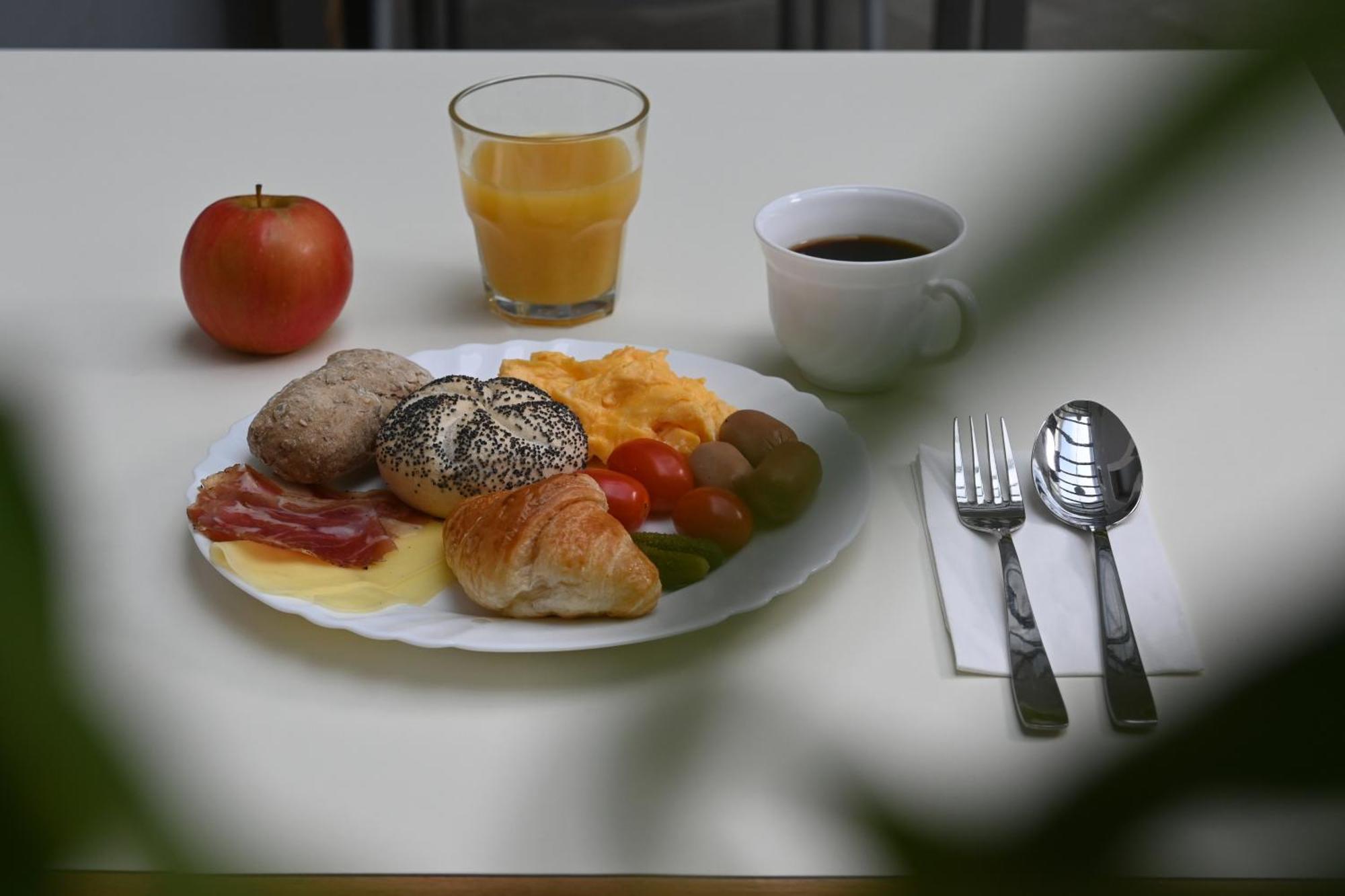 Hostel Sveta Ana كوبر المظهر الخارجي الصورة