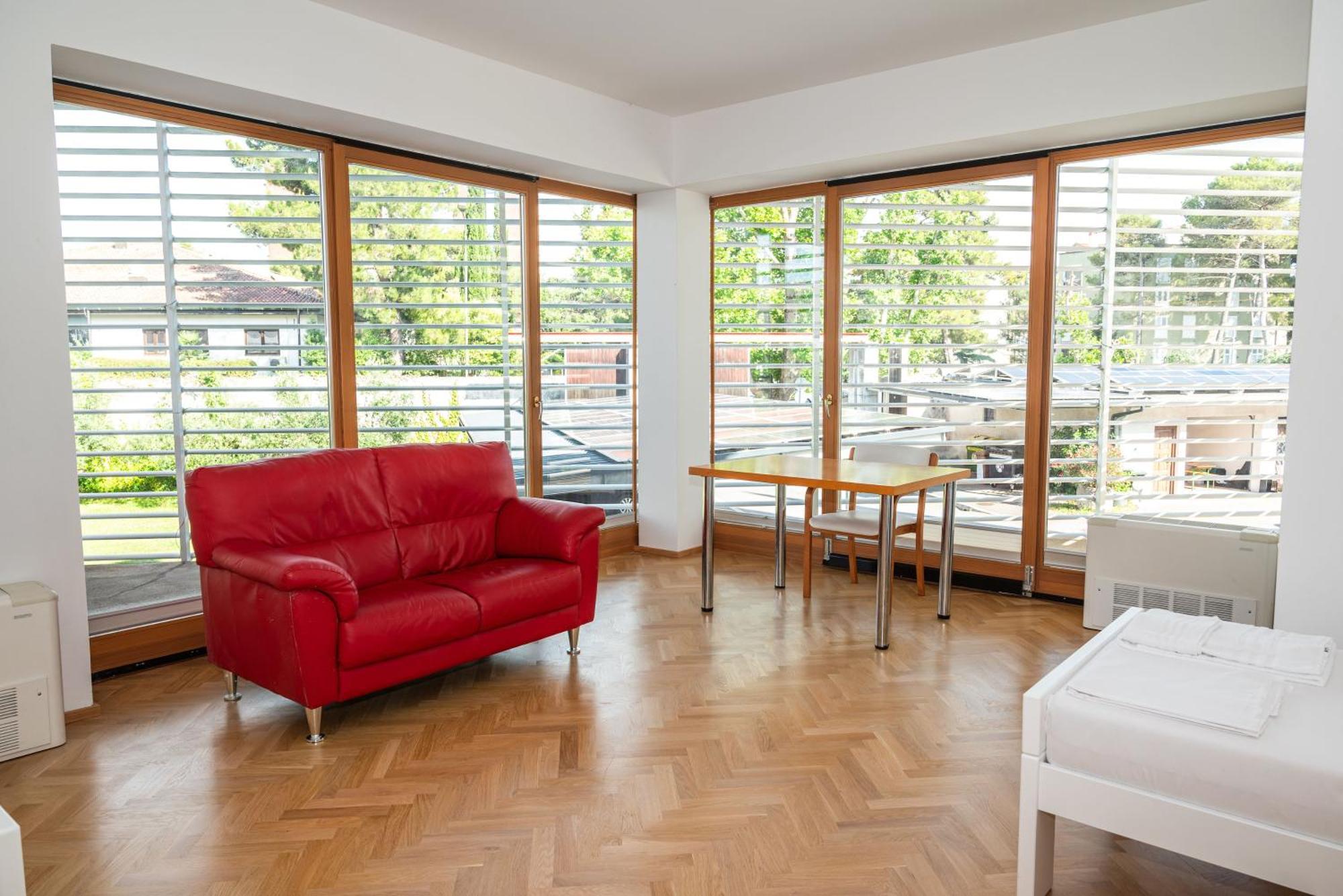 Hostel Sveta Ana كوبر المظهر الخارجي الصورة